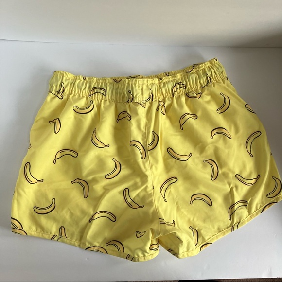H&M men's swim trunks - banana pattern, size Medium, NWOT - Picture 4 of 5
